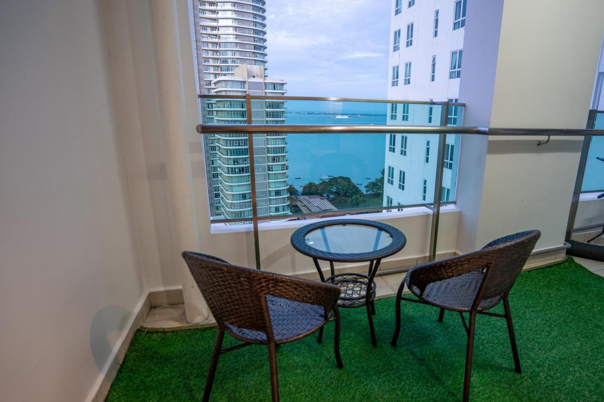 Seaview Mansion One Georgetown Apartment Bagian luar foto