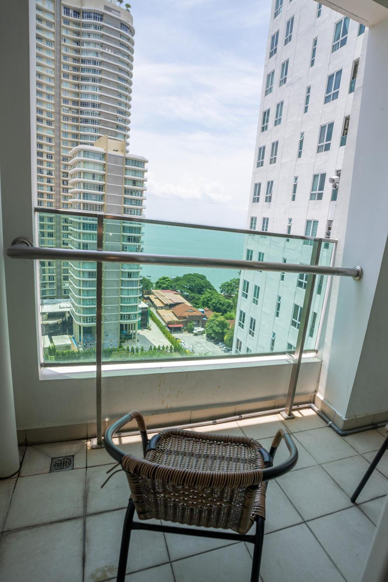 Seaview Mansion One Georgetown Apartment Bagian luar foto